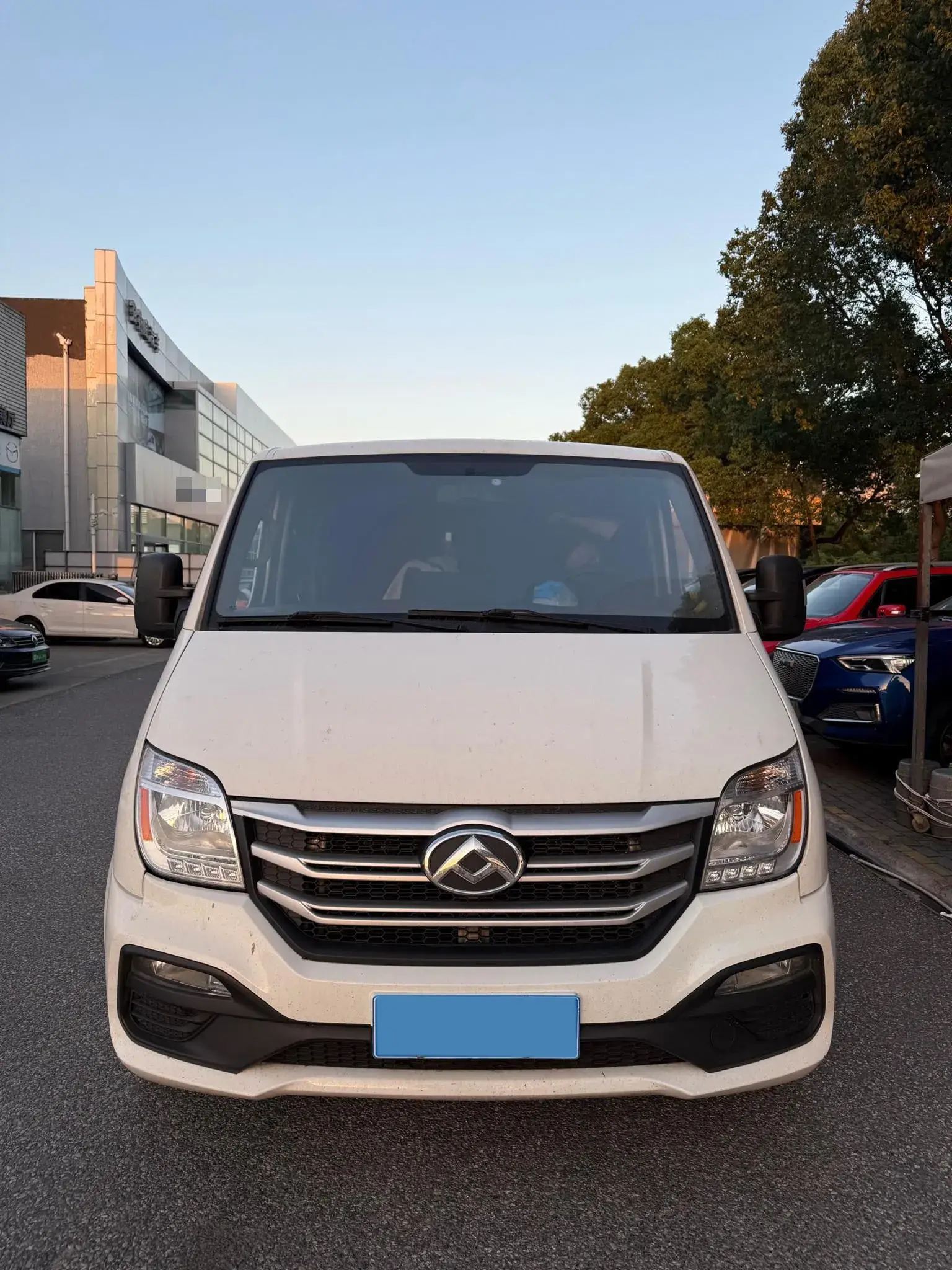 2023 MAXUS XINTU thumbnail 2