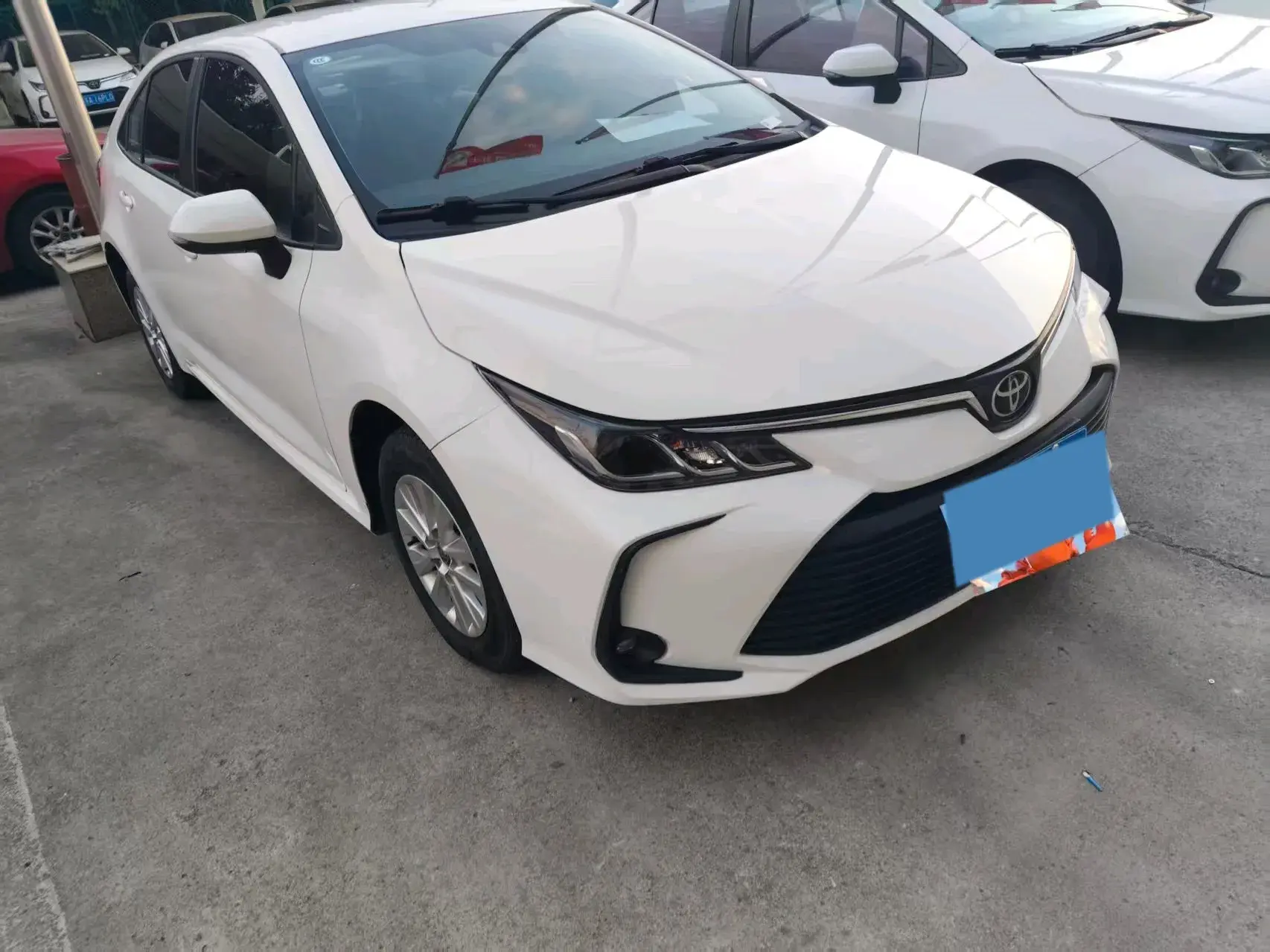 2023 TOYOTA COROLLA thumbnail 2