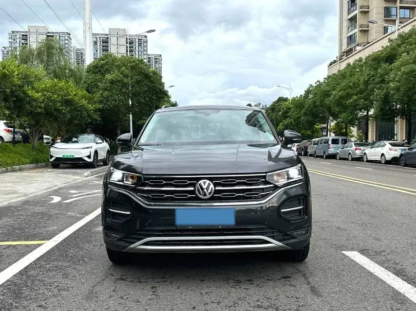 2019 VOLKSWAGEN TAYRON thumbnail 2