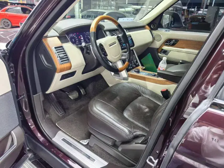 2020 LAND ROVER thumbnail 3