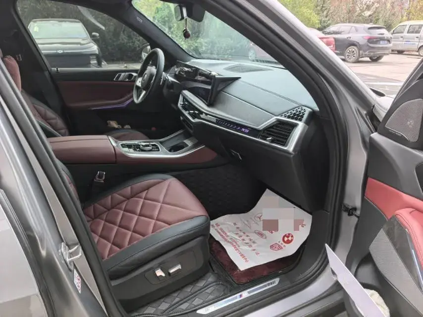 2023 BMW X5 thumbnail 4