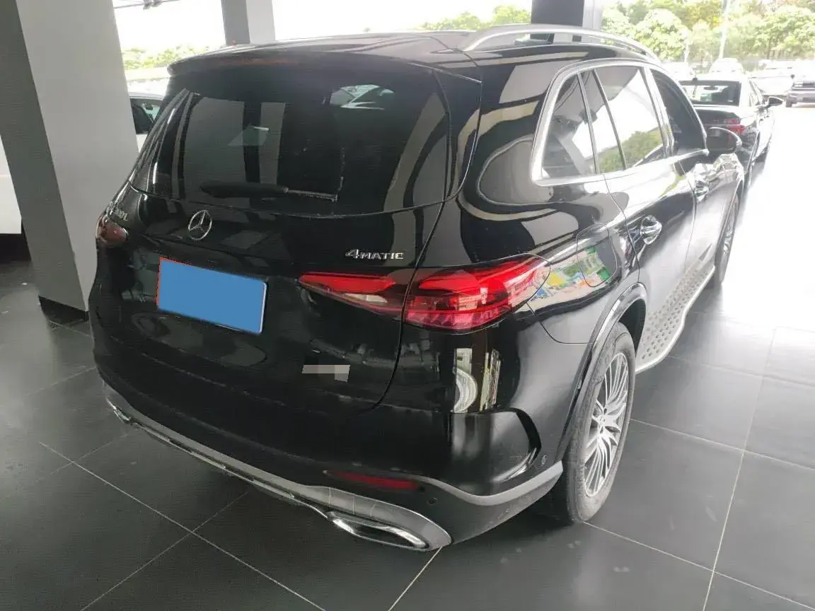 2023 MERCEDES-BENZ GLC thumbnail 4