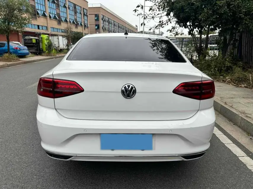2019 VOLKSWAGEN LAMANDO thumbnail 4