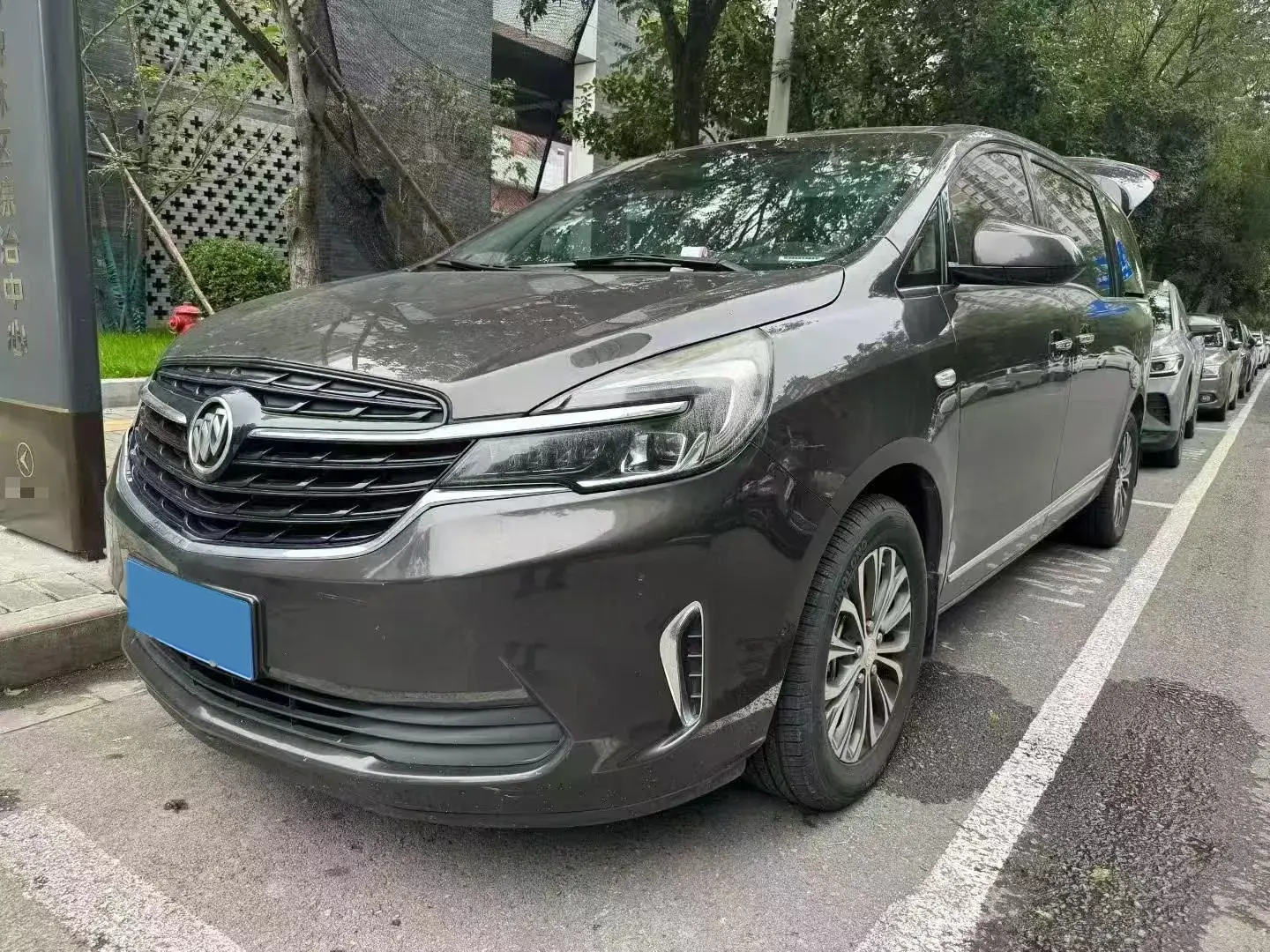 2020 BUICK GL8 view 1