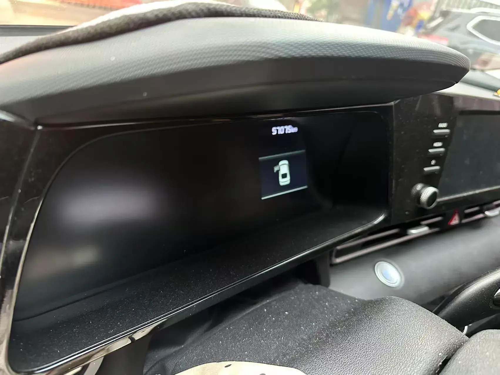 2021 HYUNDAI ELANTRA thumbnail 4