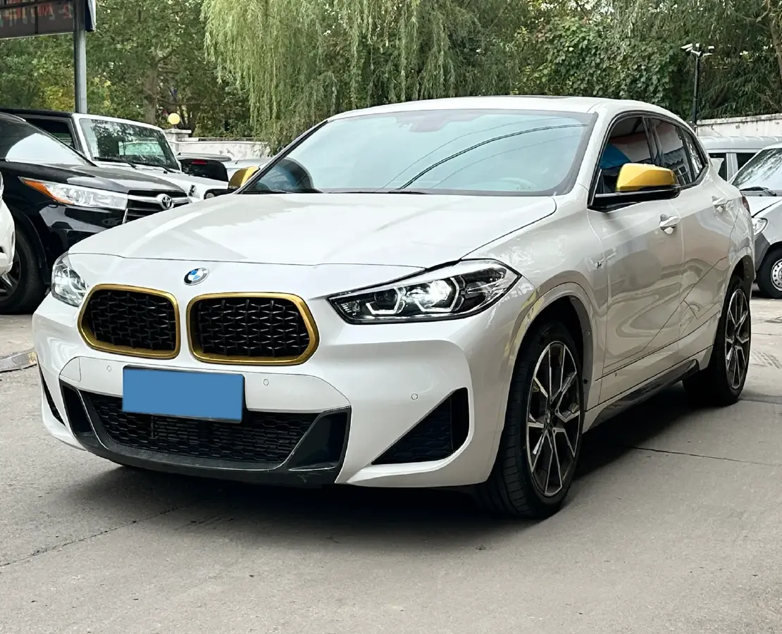 2023 BMW X2 2.0T 178HP L4 8AT