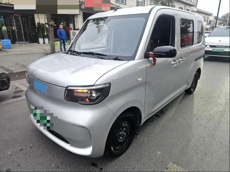 2025 WULING ZHIGUANG view 1