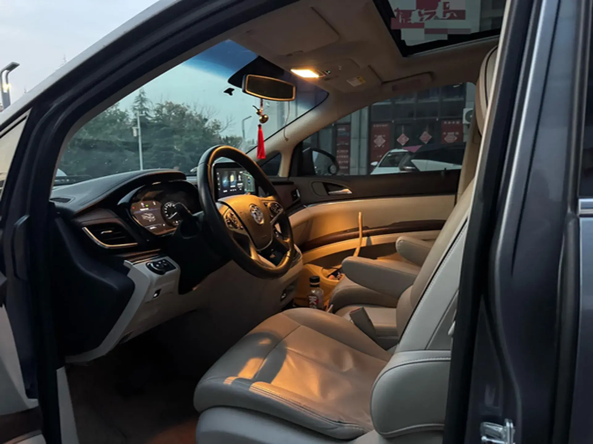 2021 BUICK GL8 thumbnail 3