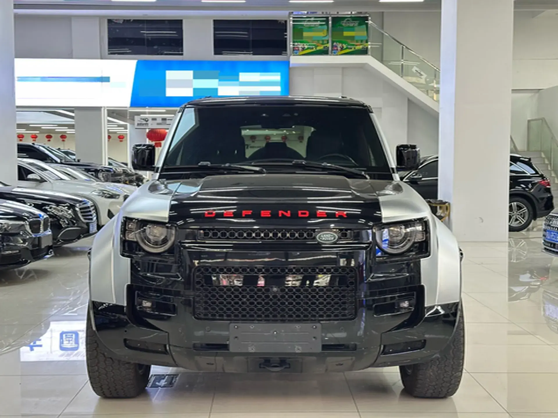 2022 LAND ROVER thumbnail 2