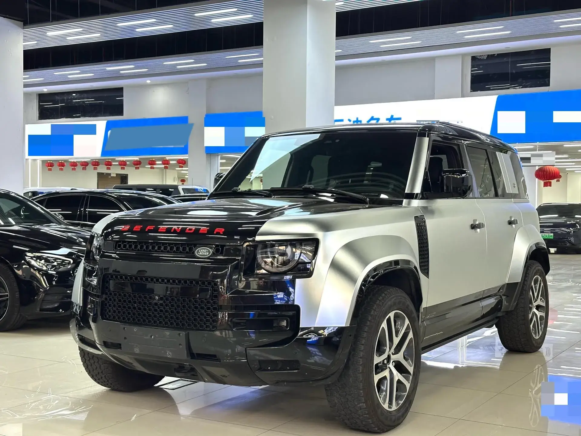 2022 LAND ROVER view 1