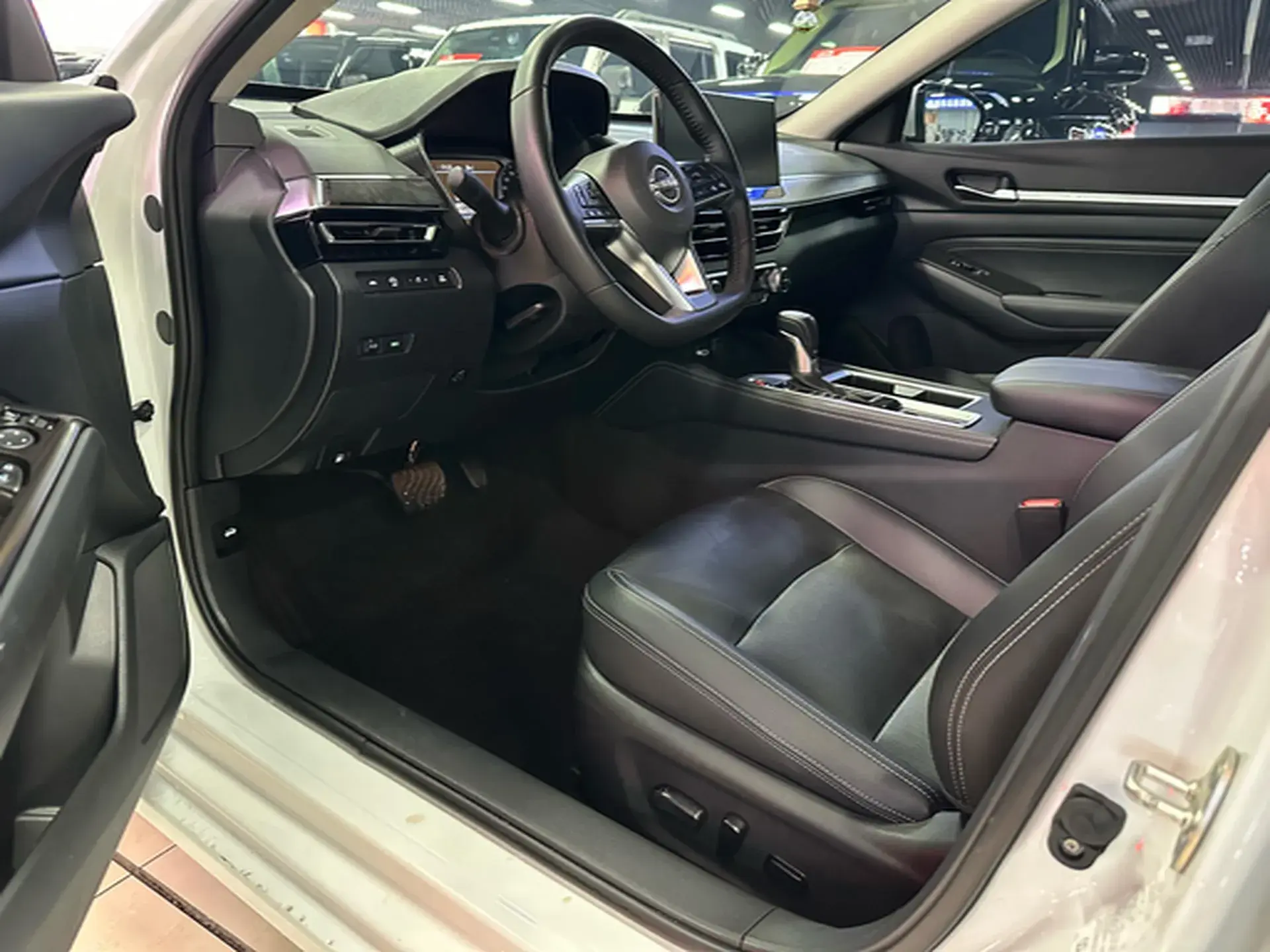 2022 NISSAN TEANA thumbnail 3