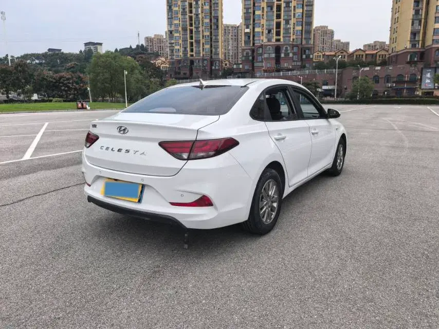 2017 HYUNDAI CELESTA thumbnail 4