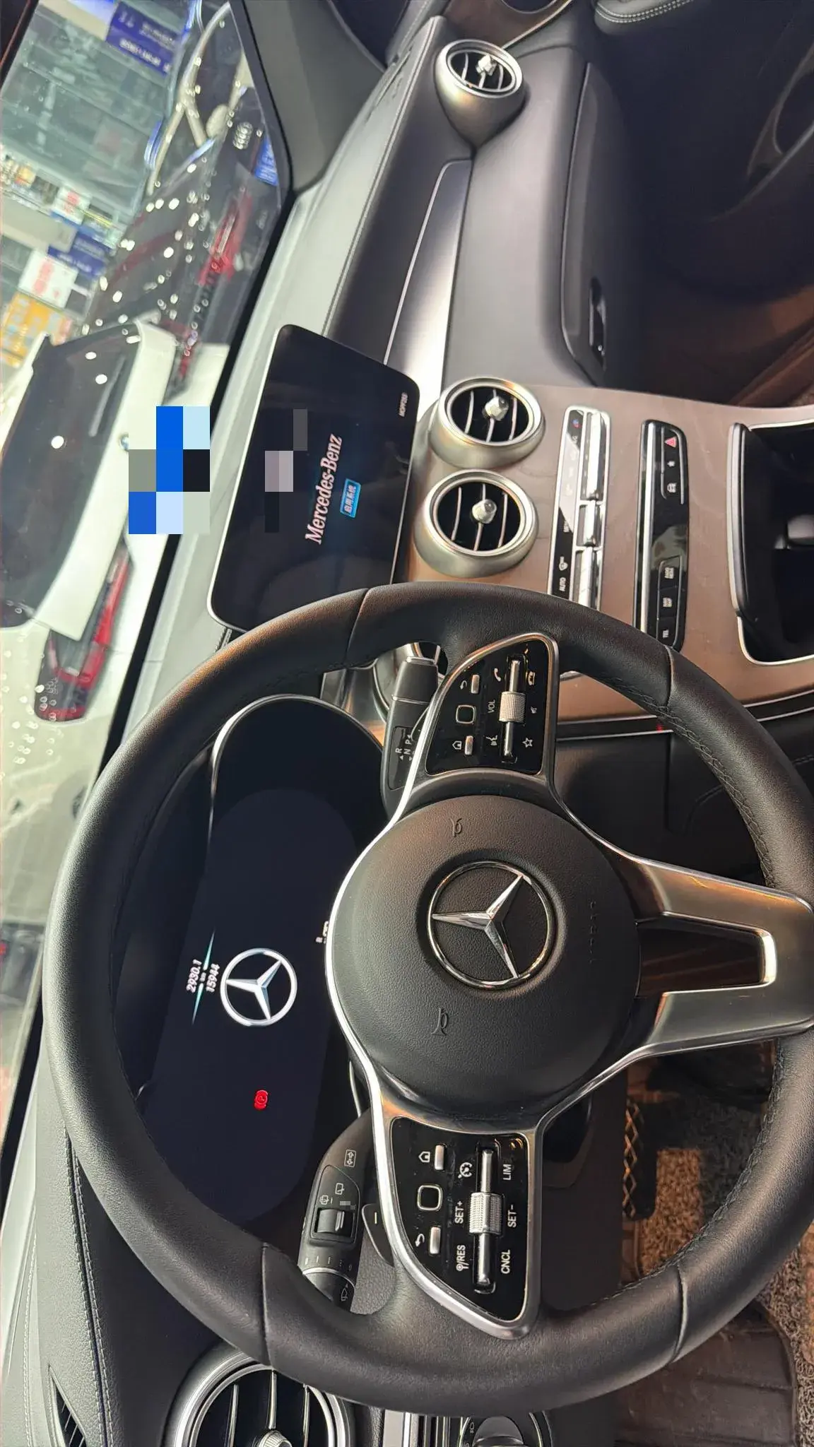 2020 MERCEDES-BENZ GLC thumbnail 3