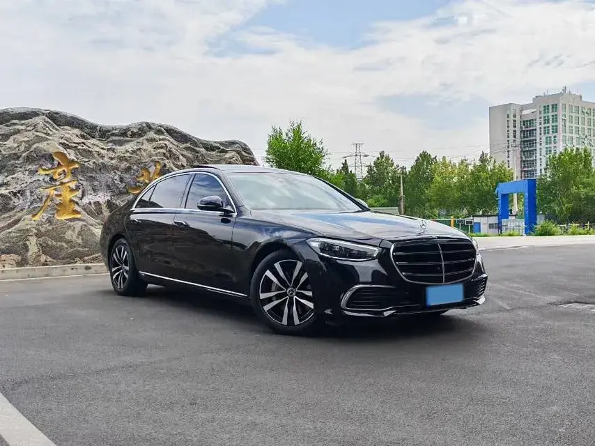 2023 MERCEDES-BENZ S thumbnail 3