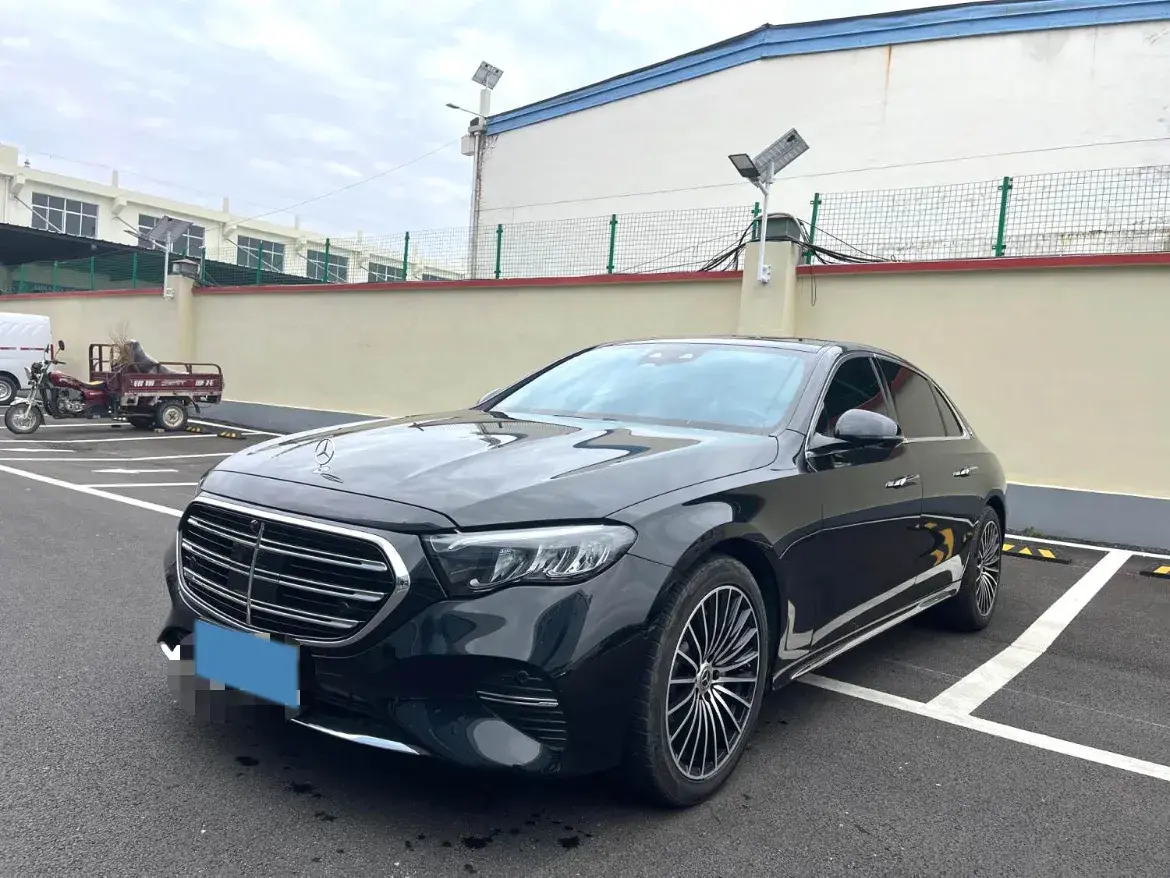 2024 MERCEDES-BENZ E view 1