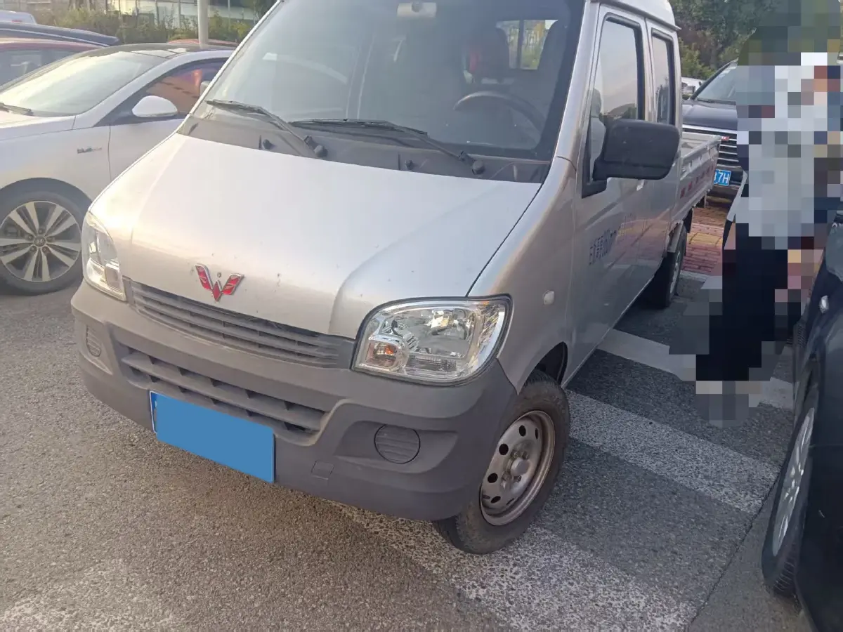2023 WuLing ZhiGuang Mini Truck 1.5L 102HP L4 5MT