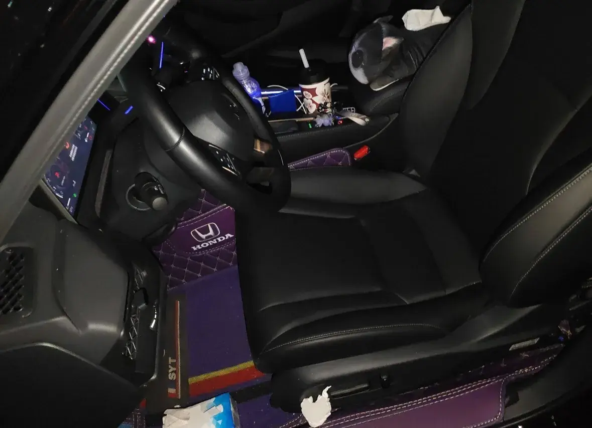 2025 HONDA ACCORD thumbnail 2