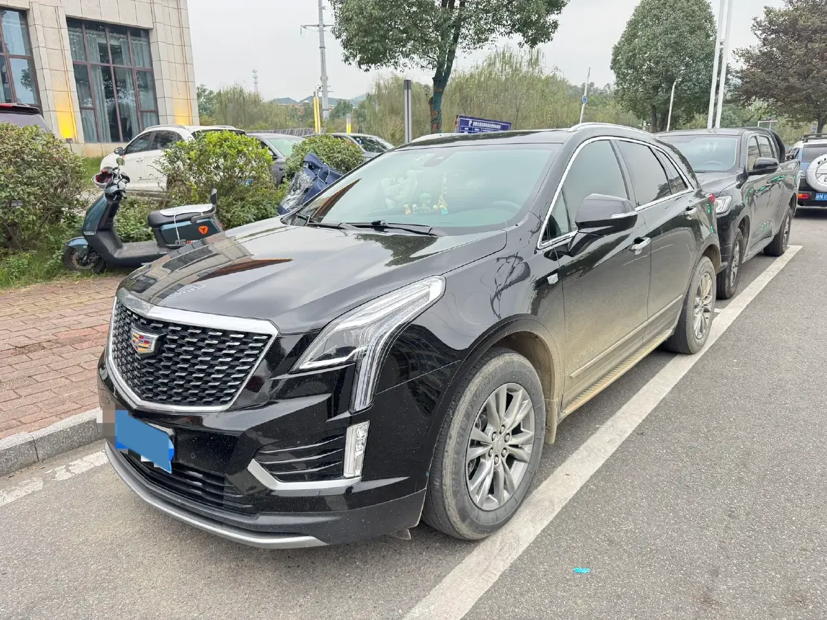 2021 Cadillac XT5 2.0T 237HP L4 9AT