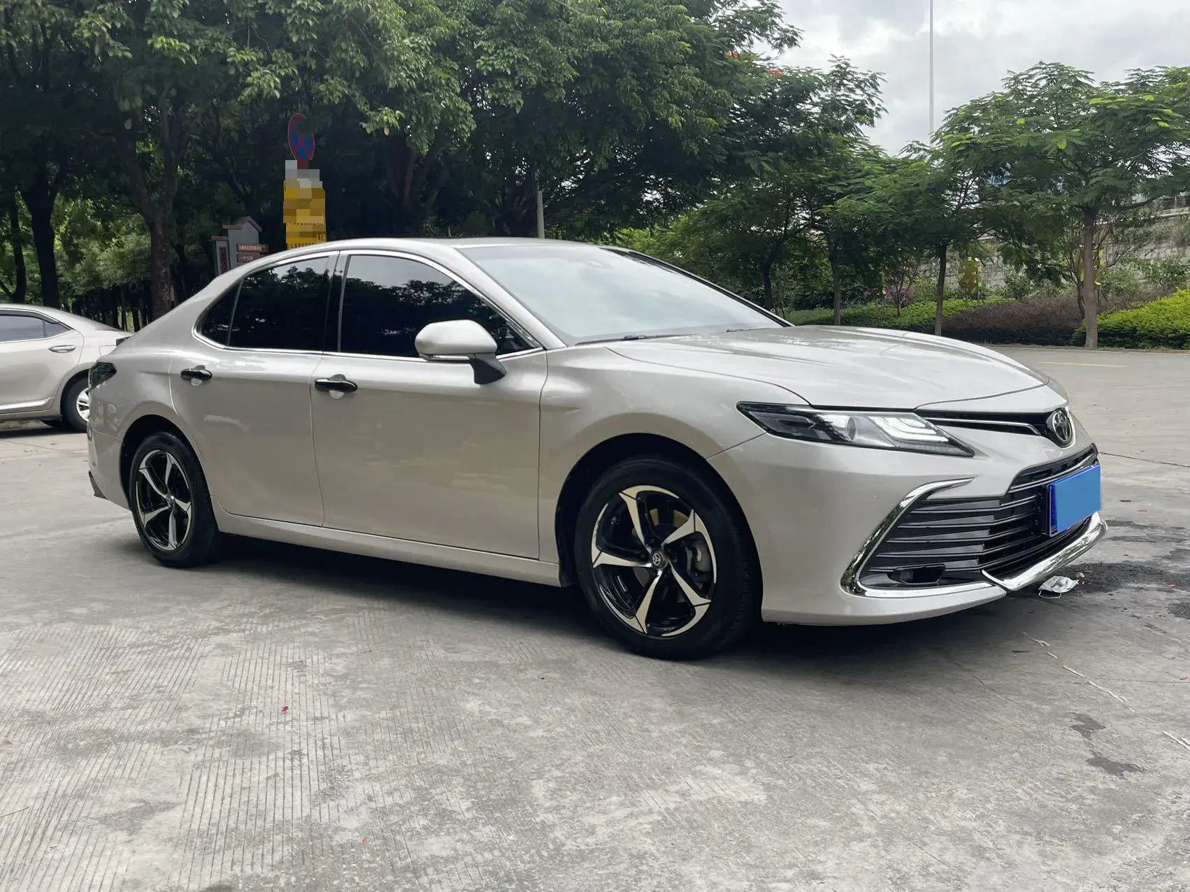2021 TOYOTA CAMRY thumbnail 2