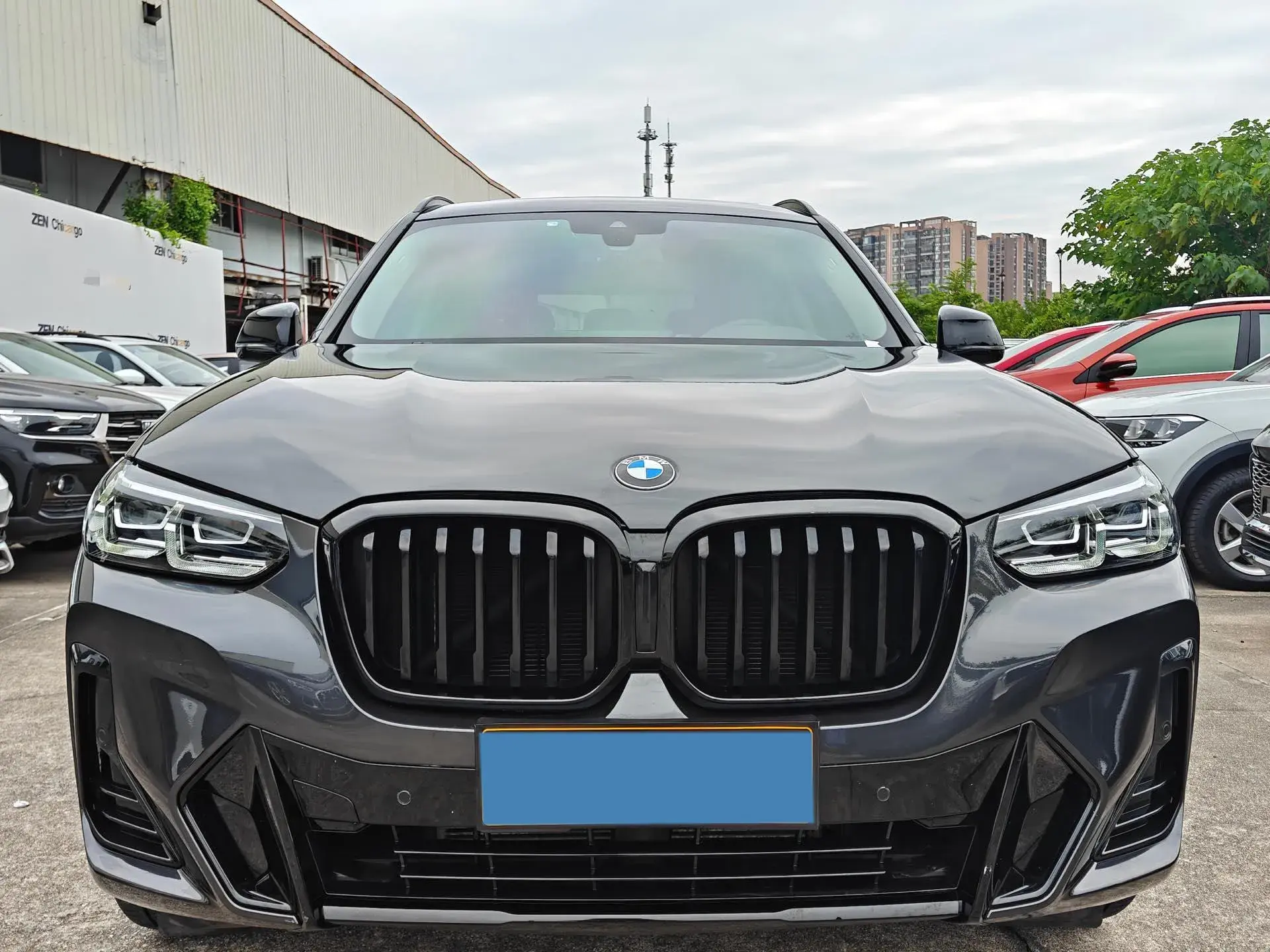 2022 BMW X3 thumbnail 2