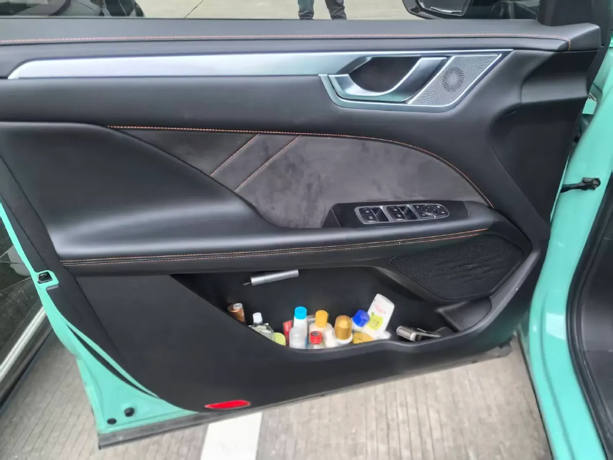 2021 WEY Macchiato 1.5L 97HP L4 2DHT PHEV 19.94KWH,autocango,china used car exporter,china ev exporter,chinese used car exporter,chinese used ev exporter