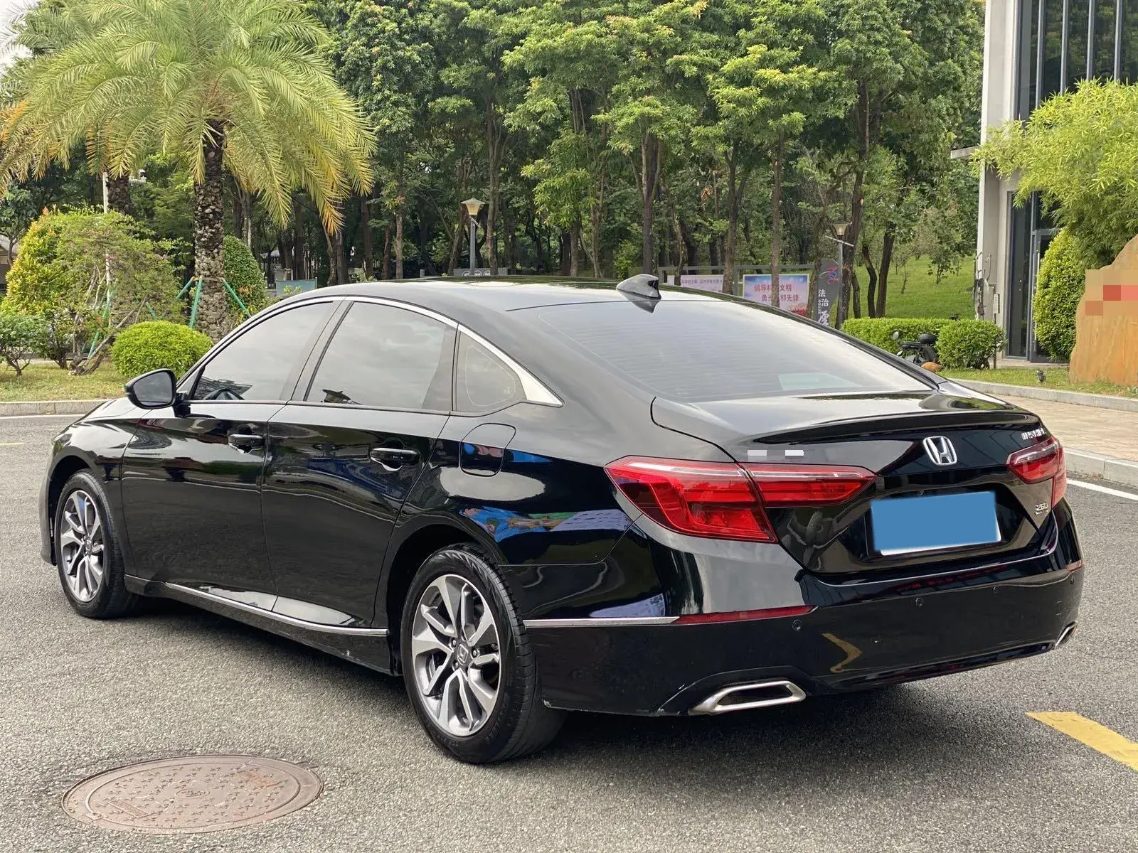 2019 HONDA INSPIRE thumbnail 3