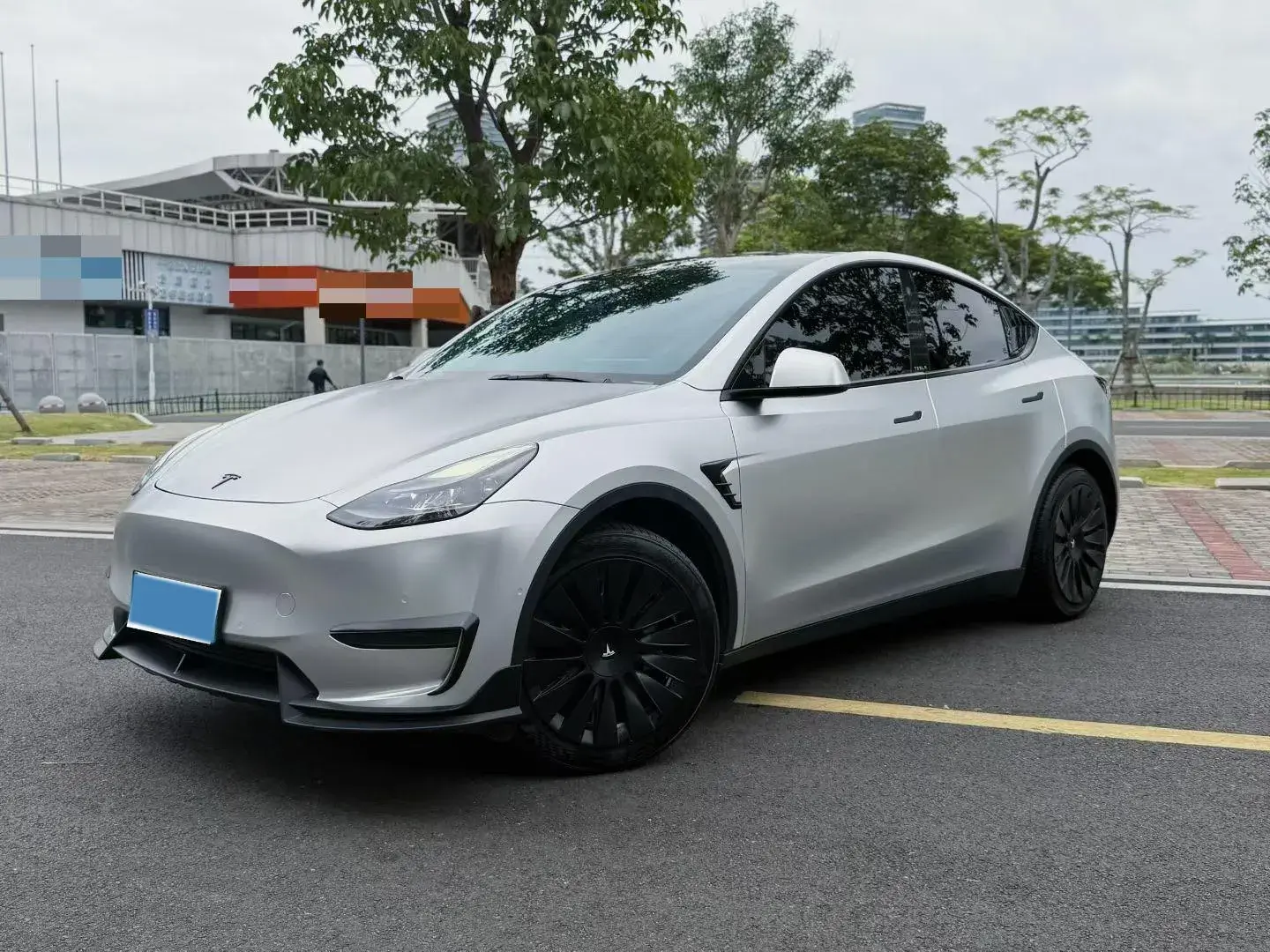 2022 TESLA MODEL view 1