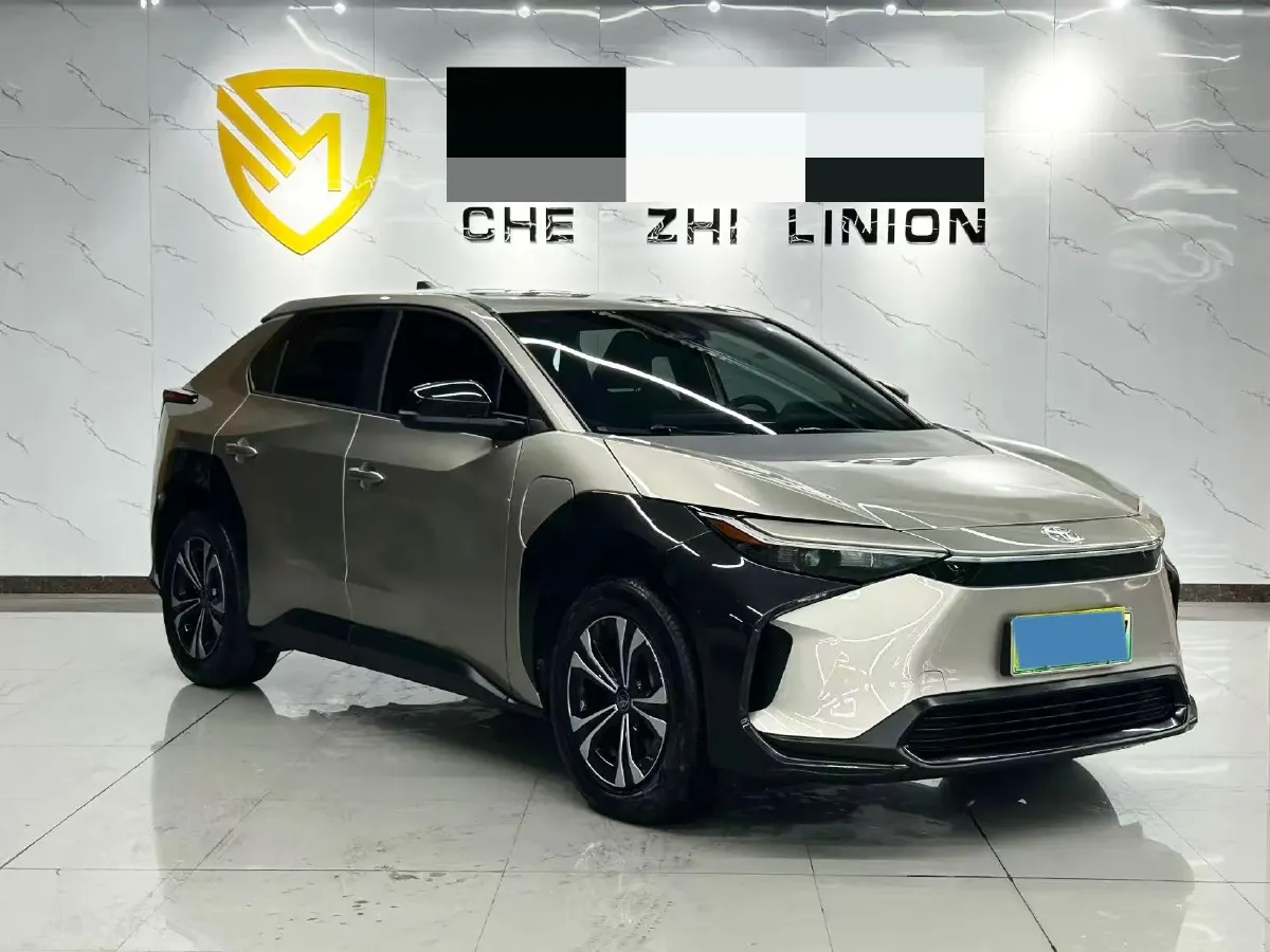 2022 Toyota bZ4X BEV 66.7KWH,autocango,china used car exporter,china ev exporter,chinese used car exporter,chinese used ev exporter