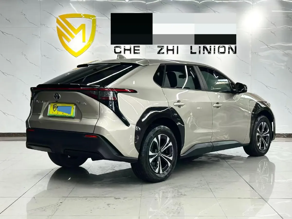 2022 Toyota bZ4X BEV 66.7KWH,autocango,china used car exporter,china ev exporter,chinese used car exporter,chinese used ev exporter
