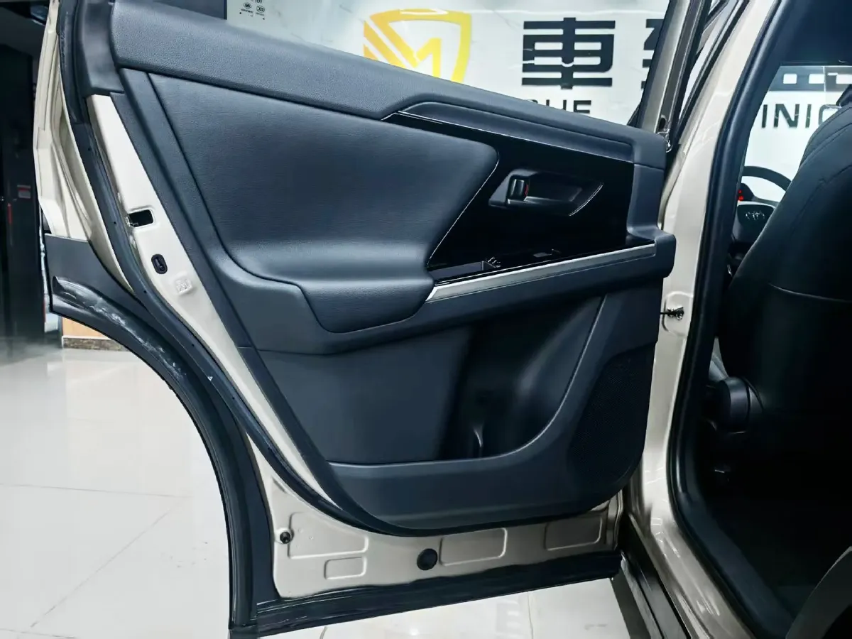 2022 Toyota bZ4X BEV 66.7KWH,autocango,china used car exporter,china ev exporter,chinese used car exporter,chinese used ev exporter