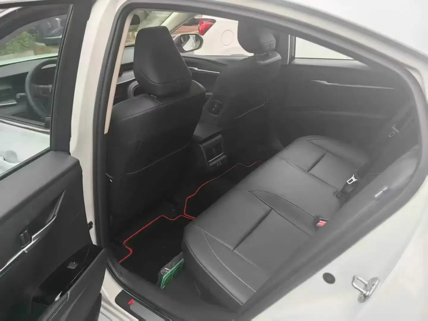 2023 TOYOTA CAMRY thumbnail 4