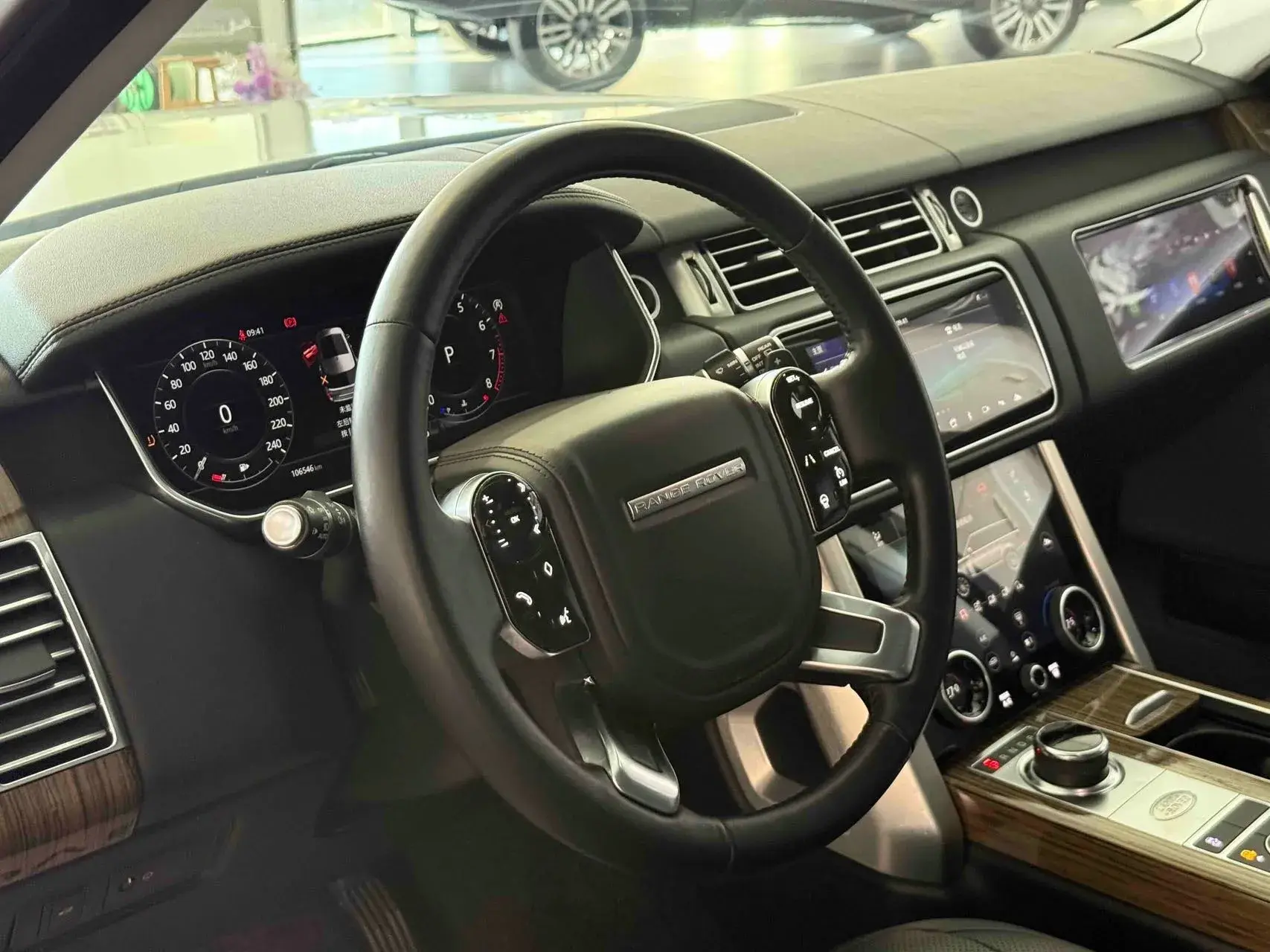 2019 LAND ROVER thumbnail 2