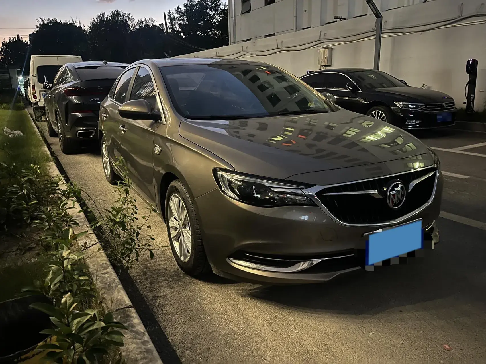 2020 BUICK REGAL thumbnail 2