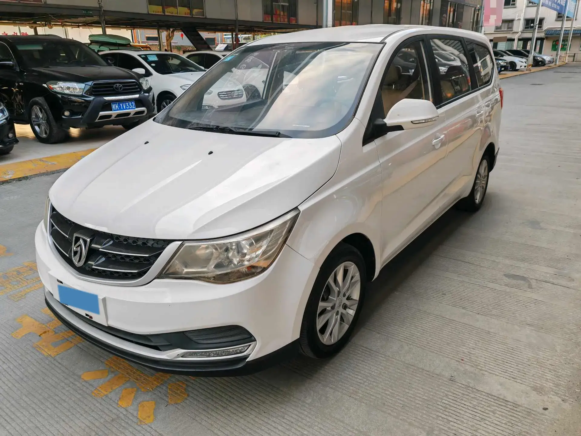 2016 BAOJUN 730 view 1
