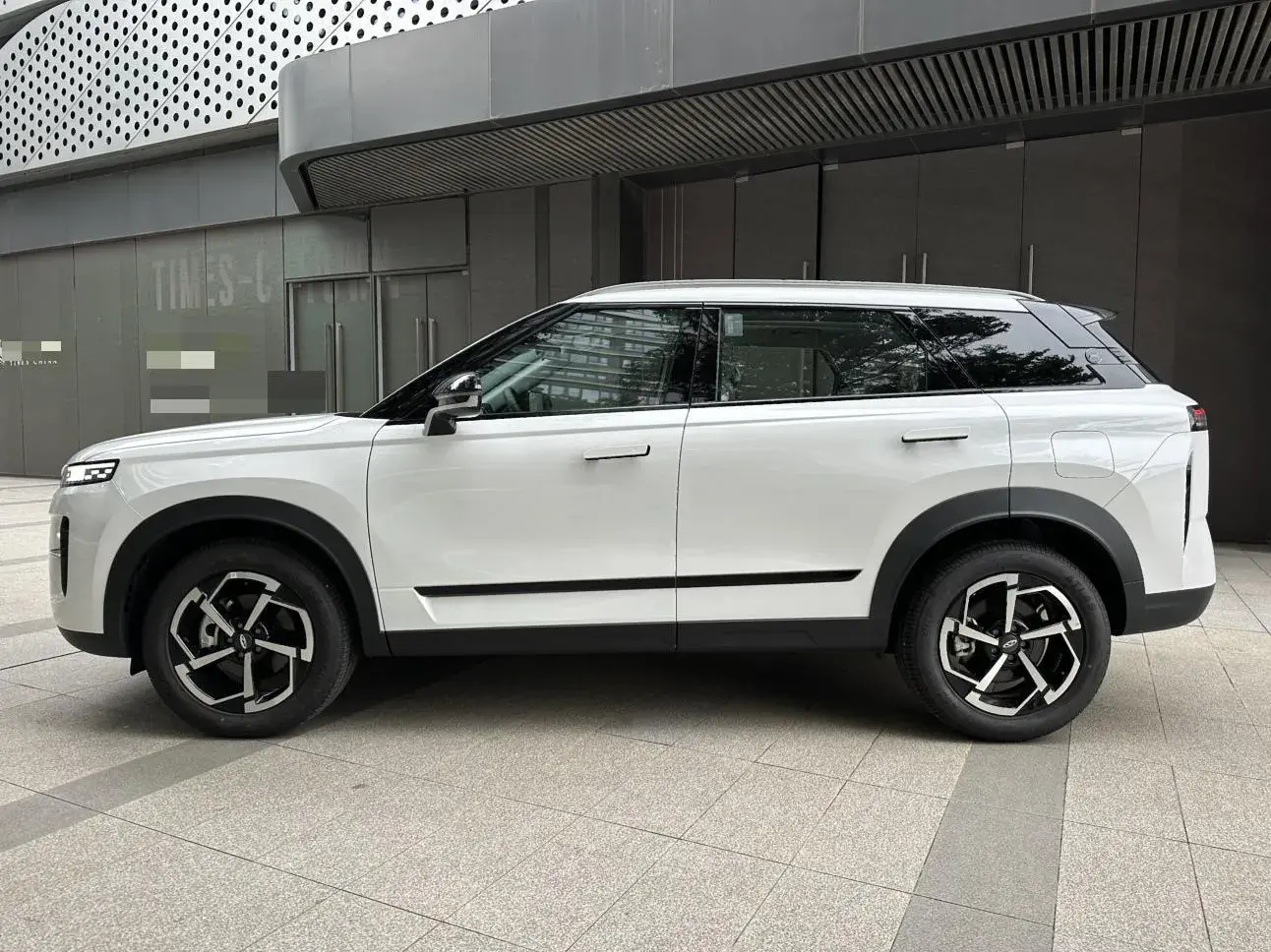 2025 CHERY TIGGO thumbnail 3