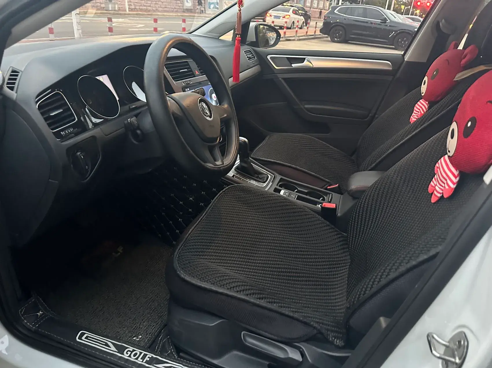 2018 VOLKSWAGEN GOLF thumbnail 2