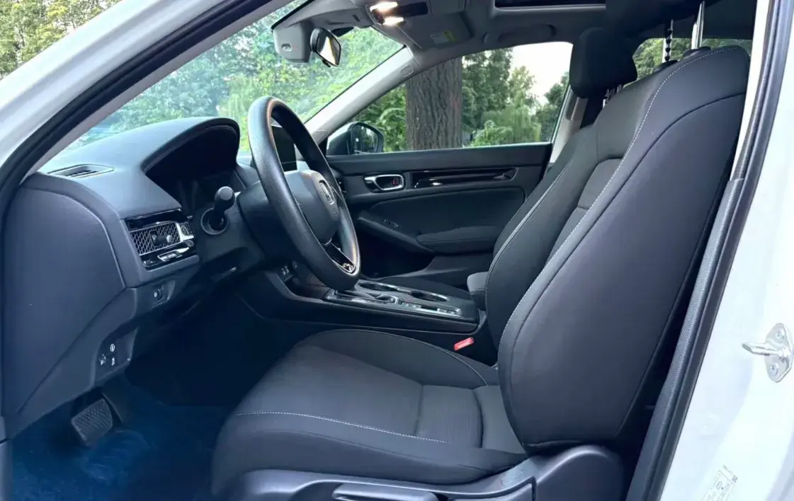 2023 HONDA CIVIC thumbnail 4