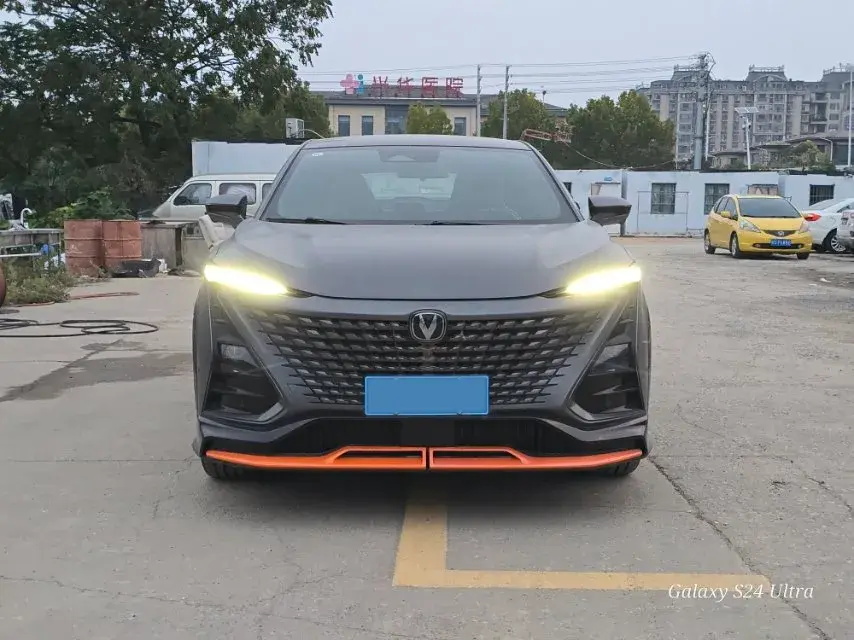 2023 CHANGAN UNI-T thumbnail 2