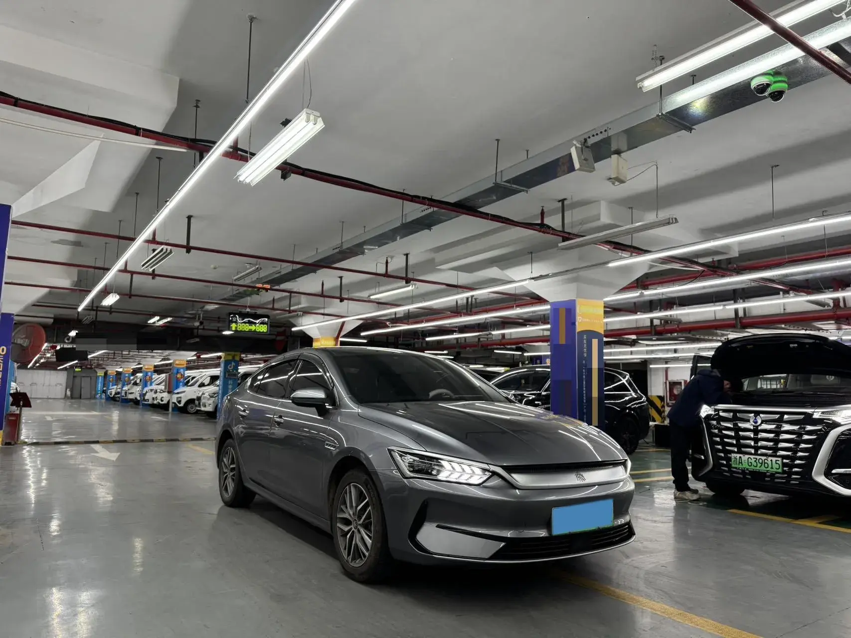 2023 BYD QIN thumbnail 3