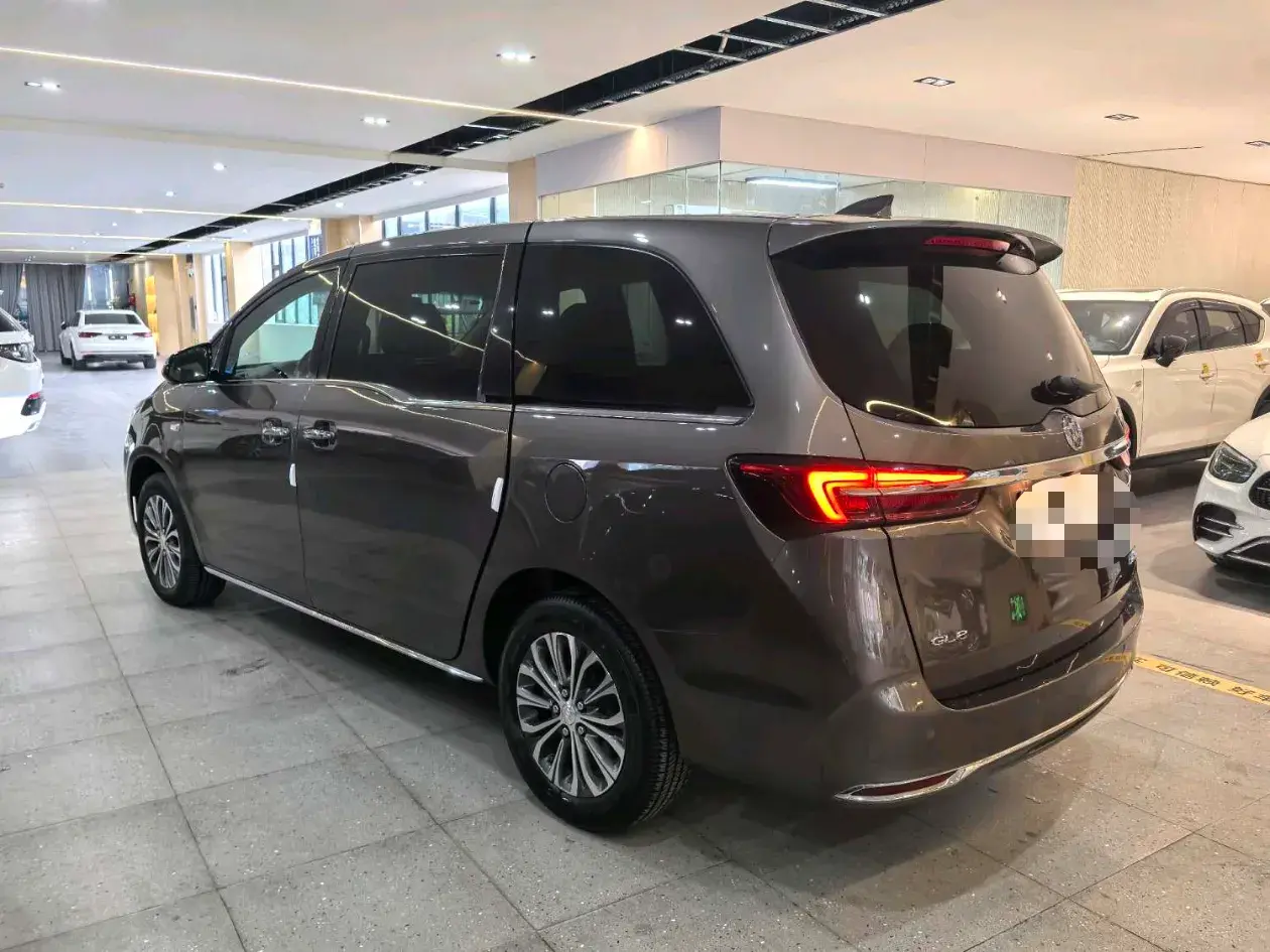 2023 BUICK GL8 thumbnail 4