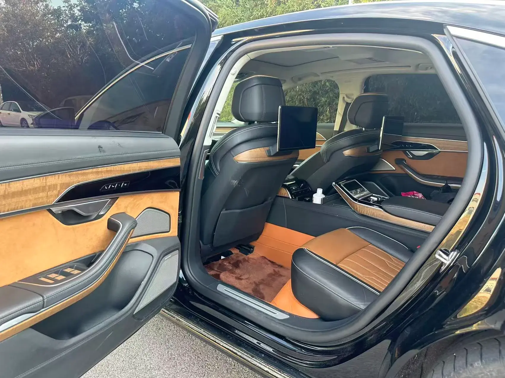 2021 AUDI A8 thumbnail 3