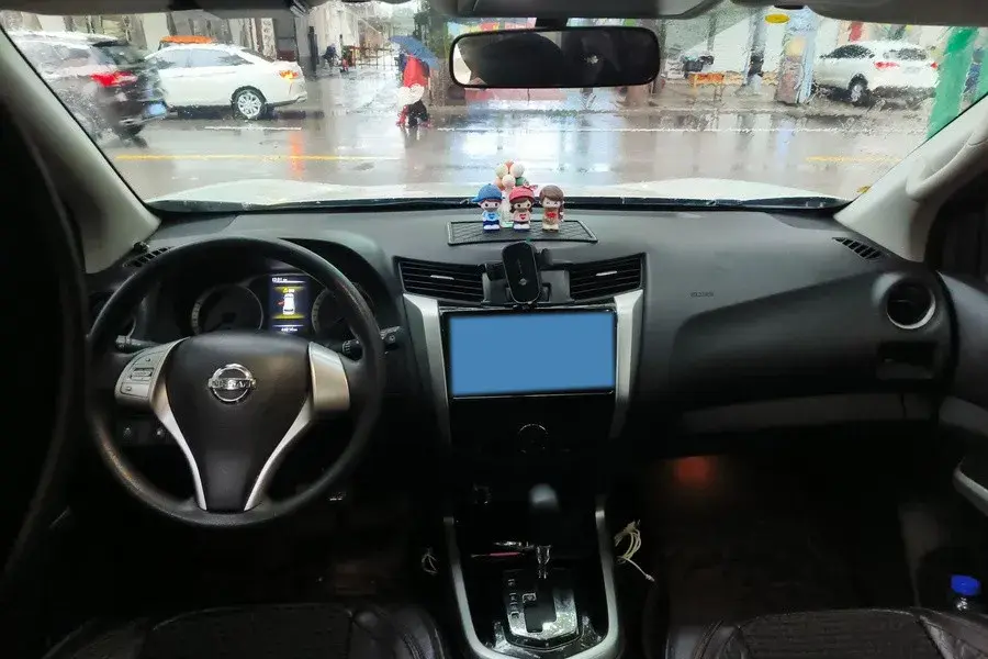 2020 NISSAN TERRA thumbnail 4