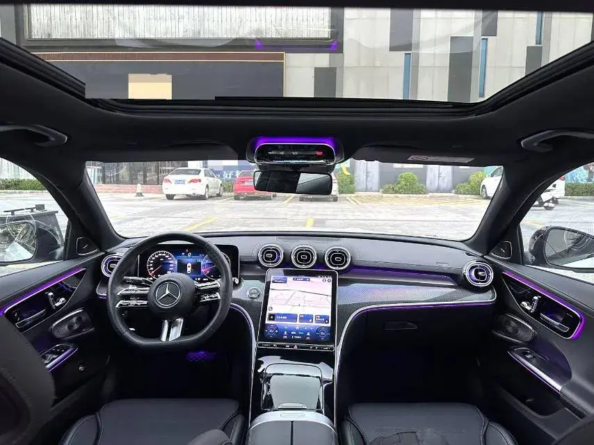 2024 MERCEDES-BENZ C thumbnail 4