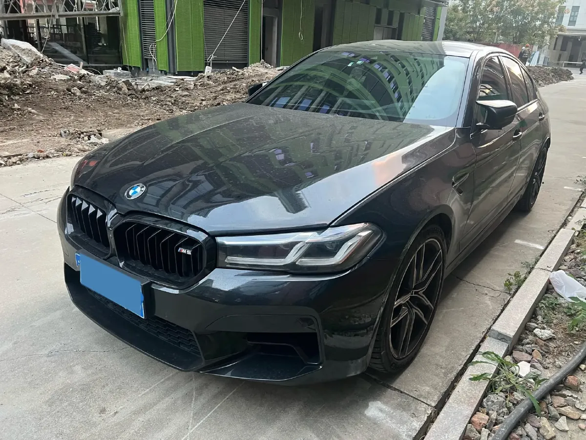 2021 BMW M5 4.4T 600HP V8 8AT,autocango,china used car exporter,china ev exporter,chinese used car exporter,chinese used ev exporter