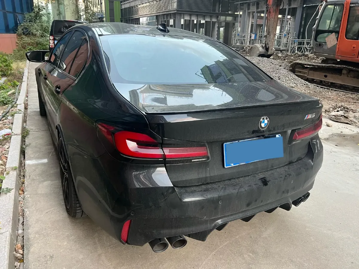 2021 BMW M5 4.4T 600HP V8 8AT,autocango,china used car exporter,china ev exporter,chinese used car exporter,chinese used ev exporter