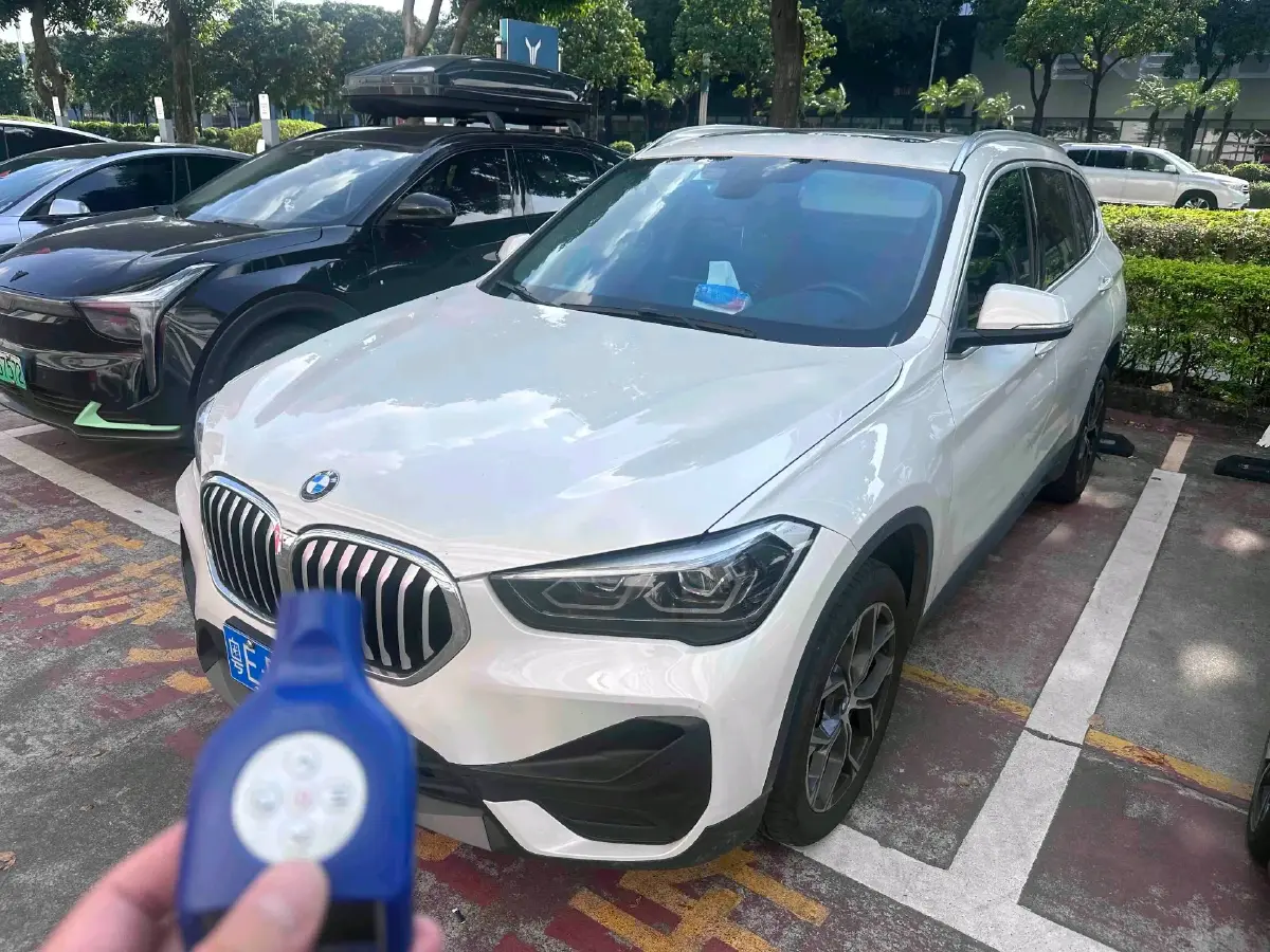 2021 BMW X1 2.0T 192HP L4 7DCT