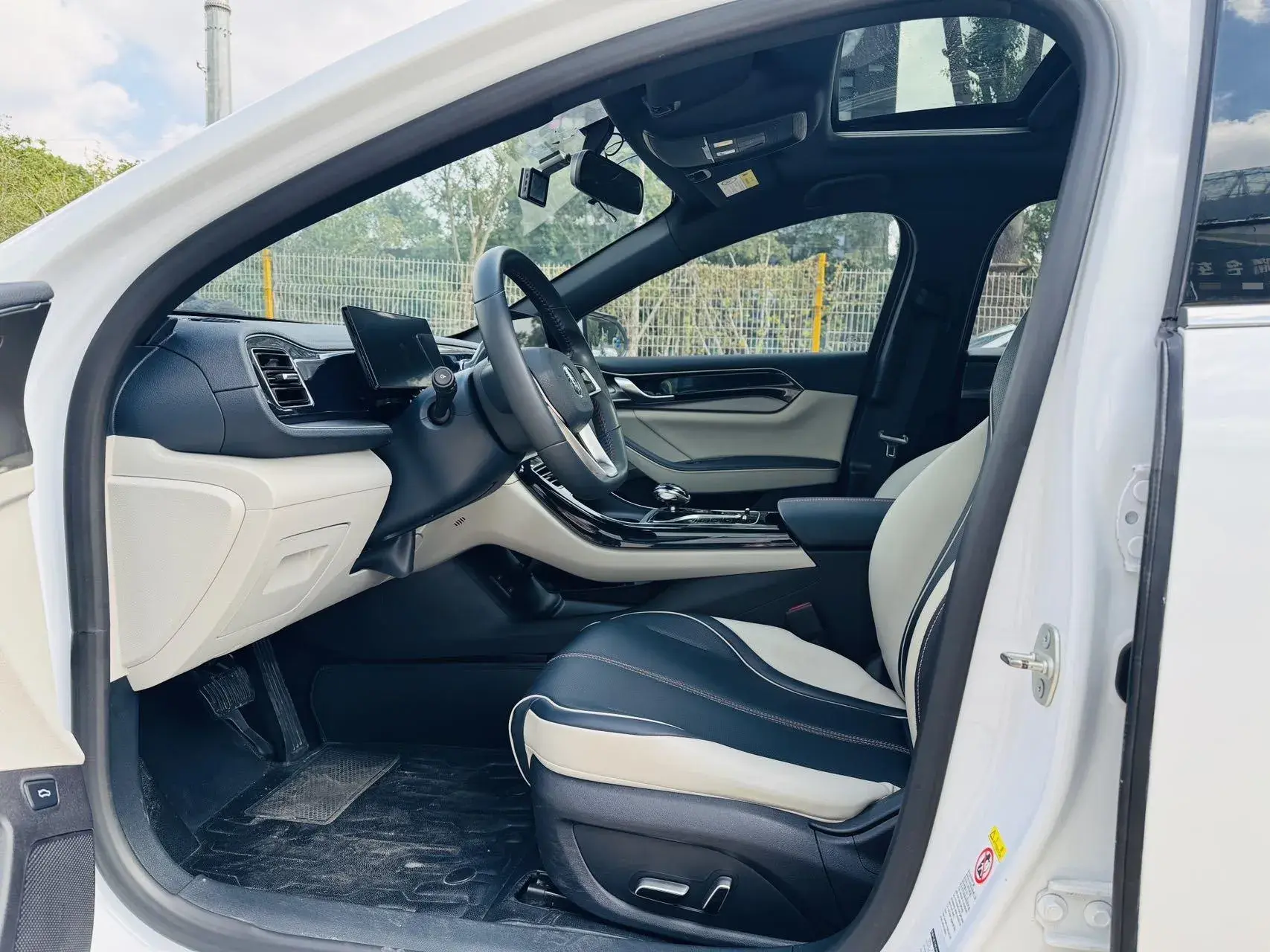 2023 BYD QIN thumbnail 3