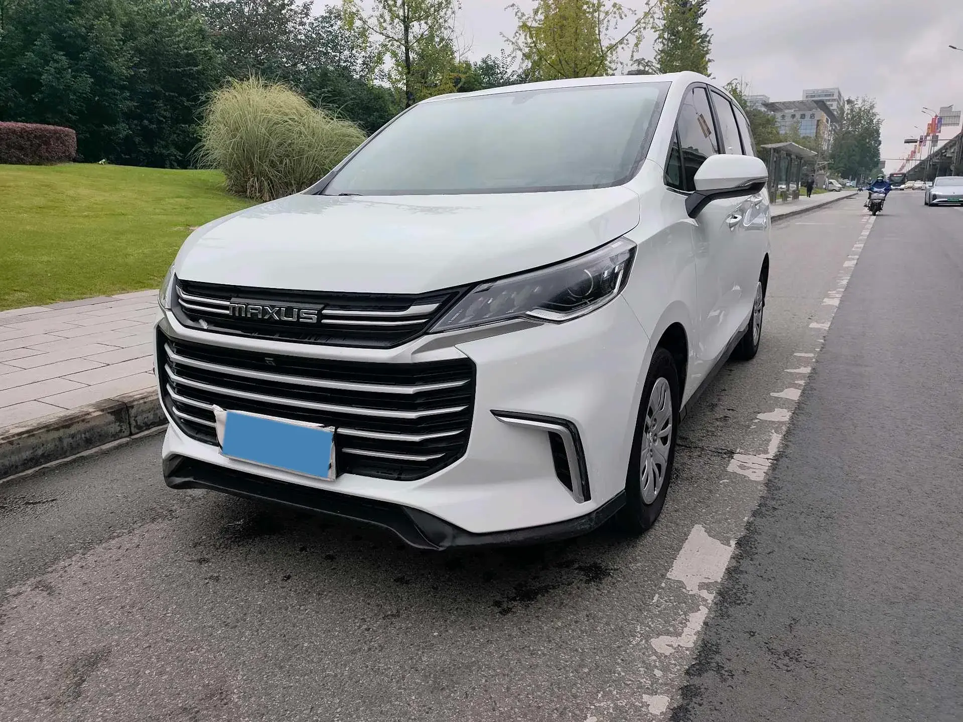 2021 MAXUS G50 view 1