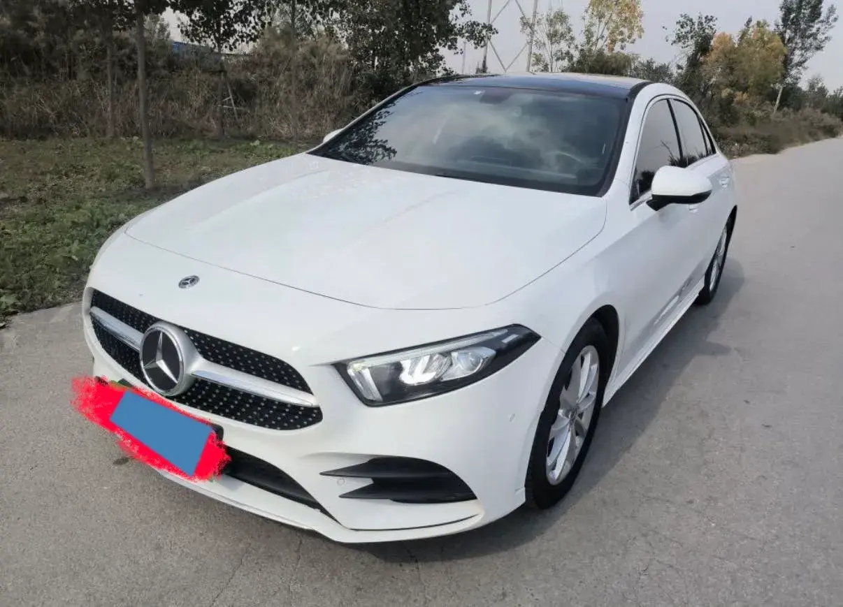 2021 MERCEDES-BENZ A view 1