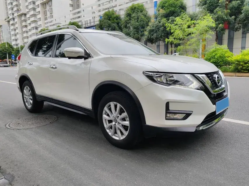 2020 NISSAN X-TRAIL thumbnail 3